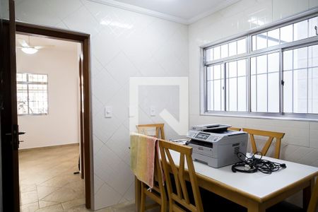 Casa à venda com 126m², 3 quartos e 2 vagas Casa à venda com 126m², 3 quartos e 2 vagasCozinha