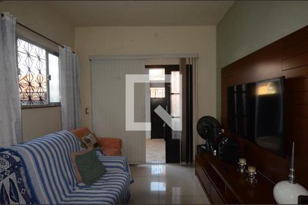 Sala de casa à venda com 3 quartos, 65m² em Brás de Pina, Rio de Janeiro