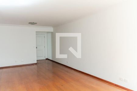 Apartamento para alugar com 130m², 3 quartos e 1 vaga Apartamento para alugar com 130m², 3 quartos e 1 vagaSala
