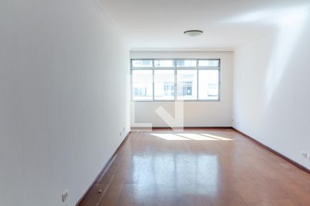 Apartamento para alugar com 130m², 3 quartos e 1 vaga Apartamento para alugar com 130m², 3 quartos e 1 vagaSala