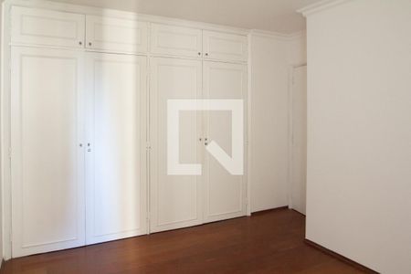 Apartamento para alugar com 130m², 3 quartos e 1 vaga Apartamento para alugar com 130m², 3 quartos e 1 vagaQuarto 2