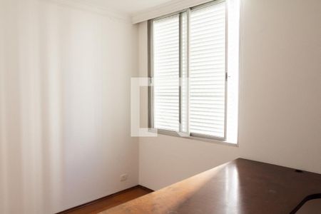 Apartamento para alugar com 130m², 3 quartos e 1 vaga Apartamento para alugar com 130m², 3 quartos e 1 vagaQuarto 1