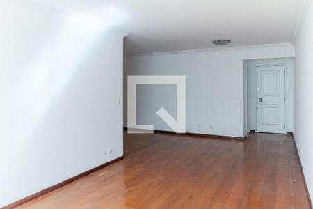 Apartamento para alugar com 130m², 3 quartos e 1 vaga Apartamento para alugar com 130m², 3 quartos e 1 vagaSala