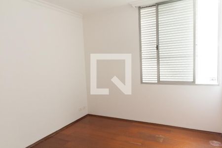 Apartamento para alugar com 130m², 3 quartos e 1 vaga Apartamento para alugar com 130m², 3 quartos e 1 vagaQuarto 2