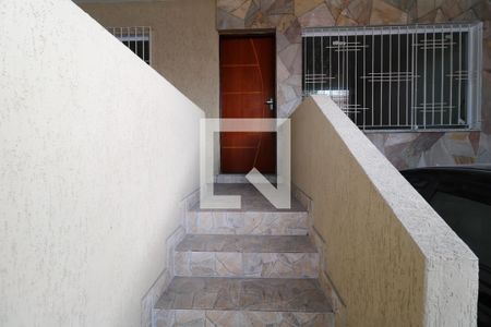 Casa à venda com 156m², 3 quartos e 2 vagasEntrada