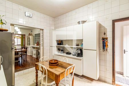 Casa à venda com 250m², 3 quartos e 3 vagasCozinha