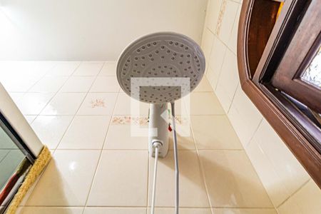 Casa à venda com 250m², 3 quartos e 3 vagasBanheiro social