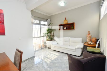 Apartamento à venda com 3 quartos, 155m² em União, Belo Horizonte