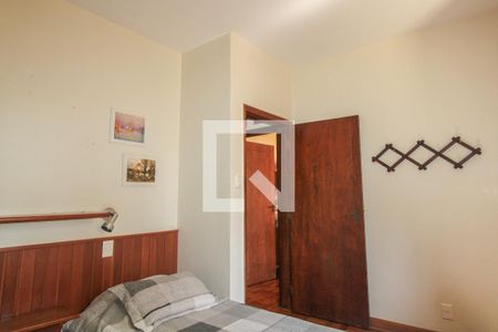 Casa à venda com 525m², 5 quartos e 5 vagasQuarto 3