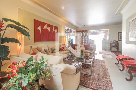 Casa à venda com 525m², 5 quartos e 5 vagasSala