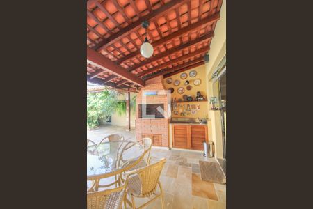 Casa à venda com 525m², 5 quartos e 5 vagasÁrea Externa