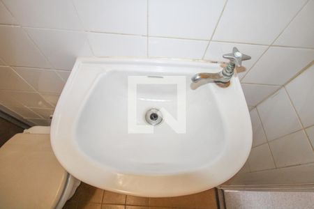 Casa à venda com 525m², 5 quartos e 5 vagasBanheiro de Serviço