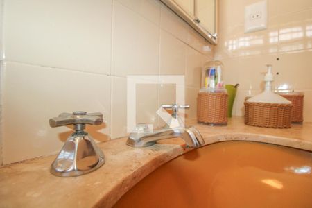 Casa à venda com 525m², 5 quartos e 5 vagasBanheiro Social