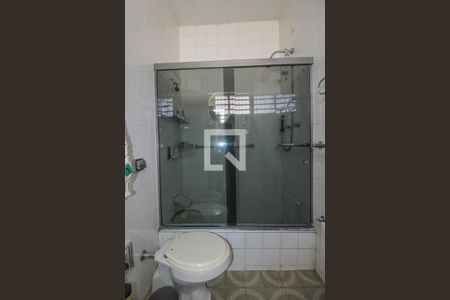 Casa à venda com 525m², 5 quartos e 5 vagasBanheiro do Quarto 3