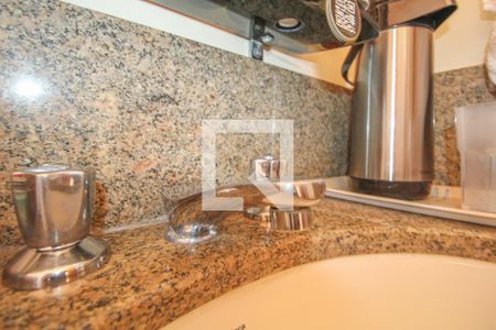 Casa à venda com 525m², 5 quartos e 5 vagasBanheiro do Quarto 4