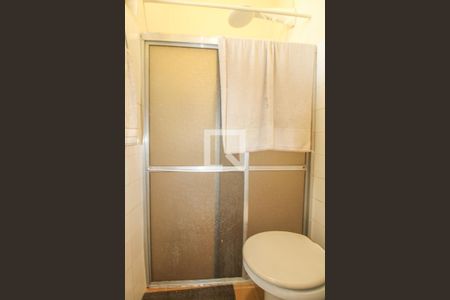 Casa à venda com 525m², 5 quartos e 5 vagasBanheiro de Serviço