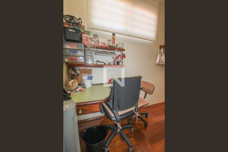 Casa à venda com 525m², 5 quartos e 5 vagasQuarto 4