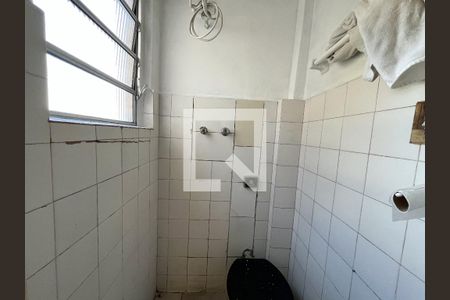 Banheiro de casa para alugar com 1 quarto, 40m² em Vila Guarani (zona Sul), São Paulo