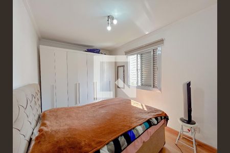 Apartamento à venda com 57m², 2 quartos e 1 vagaQuarto 2