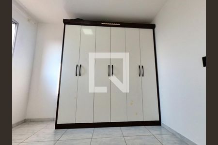 Quarto 1 - Armário de apartamento para alugar com 2 quartos, 58m² em Piqueri, São Paulo