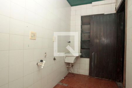 Casa à venda com 250m², 3 quartos e 2 vagasÁrea de Serviço