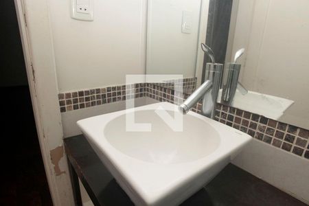 Casa à venda com 250m², 3 quartos e 2 vagasBanheiro 2