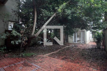 Casa à venda com 250m², 3 quartos e 2 vagasPátio