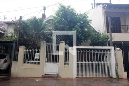 Casa à venda com 250m², 3 quartos e 2 vagasFachada