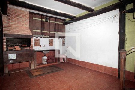 Casa à venda com 250m², 3 quartos e 2 vagasChurrasqueira