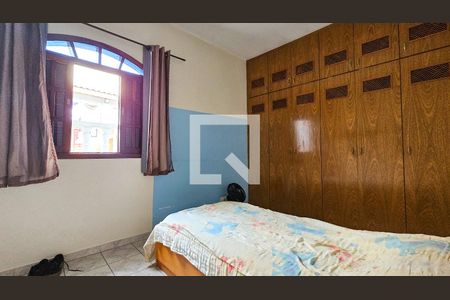 Casa à venda com 240m², 4 quartos e 4 vagasSuíte 4