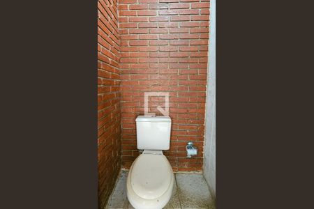 Casa à venda com 240m², 4 quartos e 4 vagasBanheiro