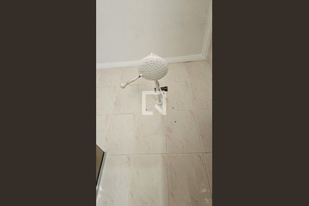 Casa à venda com 240m², 4 quartos e 4 vagasBanheiro Suite 2