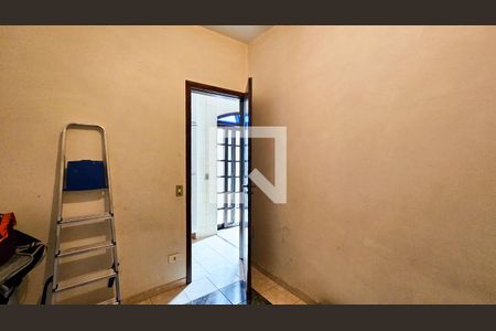 Casa à venda com 240m², 4 quartos e 4 vagasQuarto 