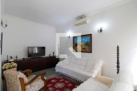 Sala de casa à venda com 3 quartos, 300m² em Cambuí, Campinas