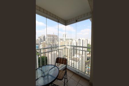 Varanda de apartamento para alugar com 1 quarto, 40m² em Vila Olímpia, São Paulo