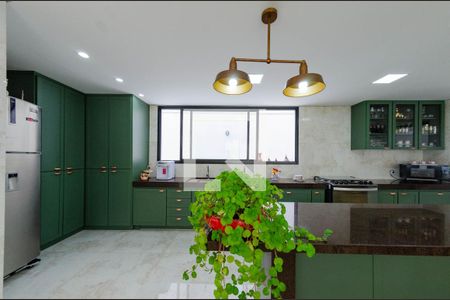 Casa à venda com 558m², 4 quartos e 4 vagasCozinha