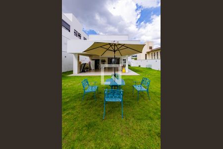 Casa à venda com 558m², 4 quartos e 4 vagasQuintal