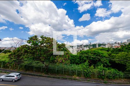 Casa à venda com 558m², 4 quartos e 4 vagasVista