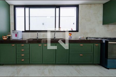 Casa à venda com 558m², 4 quartos e 4 vagasCozinha