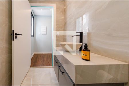 Casa à venda com 558m², 4 quartos e 4 vagasBanheiro