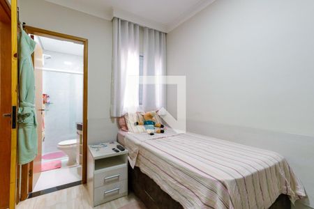 Casa de condomínio à venda com 79m², 2 quartos e 1 vagaSuíte 2