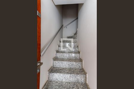 Escada Quartos de casa de condomínio à venda com 2 quartos, 79m² em Vila Constança, São Paulo