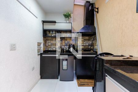 Casa de condomínio à venda com 79m², 2 quartos e 1 vagaÁrea de Serviço e Churrasqueira