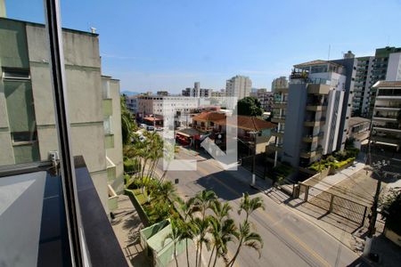 Vista de apartamento para alugar com 2 quartos, 67m² em Loteamento João Batista Julião, Guarujá