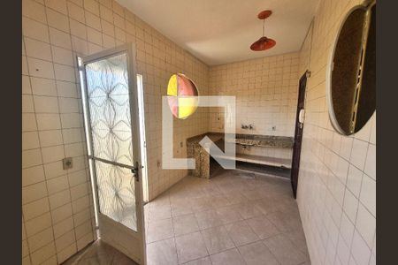 Apartamento à venda com 120m², 2 quartos e sem vagaCozinha