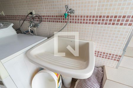 Casa à venda com 220m², 3 quartos e 4 vagasÁrea de Serviço