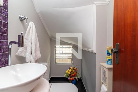 Casa à venda com 220m², 3 quartos e 4 vagasLavabo