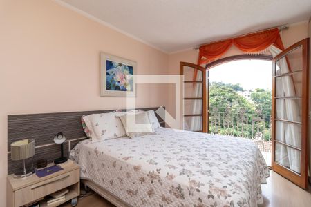 Suíte de casa à venda com 3 quartos, 220m² em Jardim Franca, São Paulo