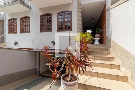 Casa à venda com 220m², 3 quartos e 4 vagasEntrada Principal