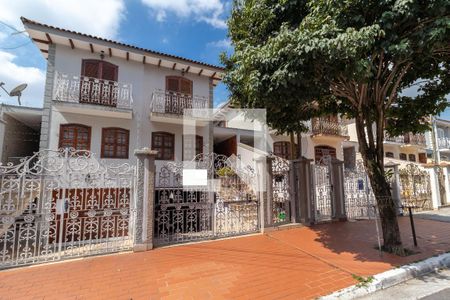 Casa à venda com 220m², 3 quartos e 4 vagasFachada